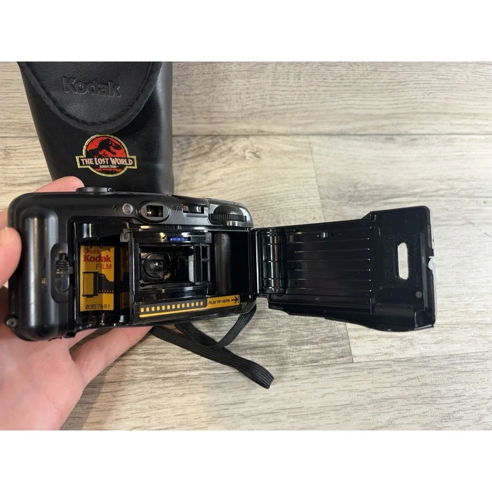 Vintage Kodak Camera KB 10 Point Shoot 35mm Film Camera Jurassic Park Case